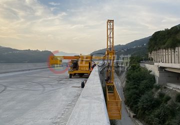 奉节县奉溪高速桥排水管安装